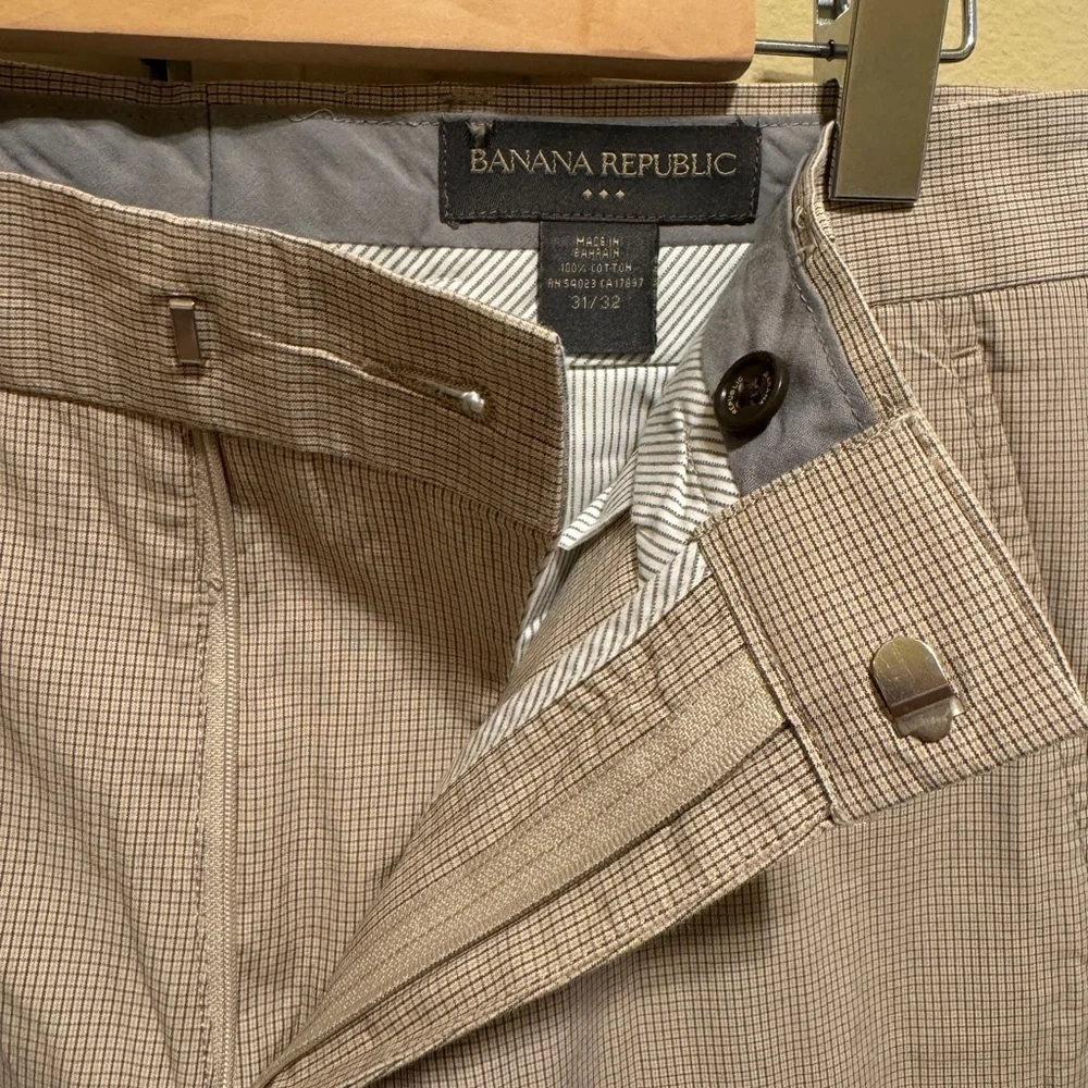 Banana Republic Men’s Khaki Tan Plaid Pants Sz 31/32